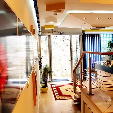 Boutique Safir Szálloda 3*