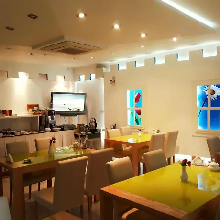 Boutique Safir 3* SJJ